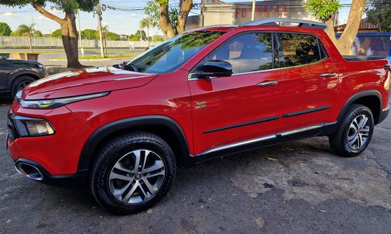FIAT TORO 2.0 16V TURBO DIESEL VOLCANO 4WD AT9